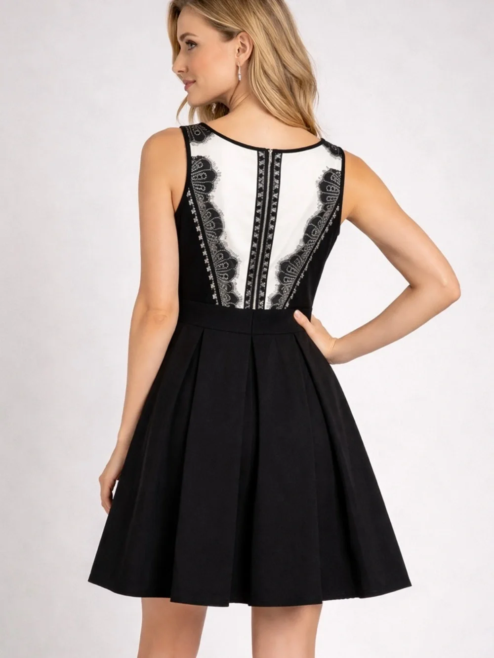 White House Black Market beautiful white